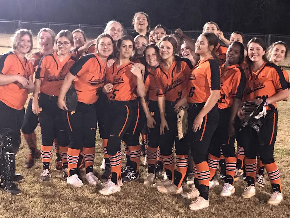 “Cardiac Jacks” do it again! Lady Jack softball team completes come-from-behind win over Dumas