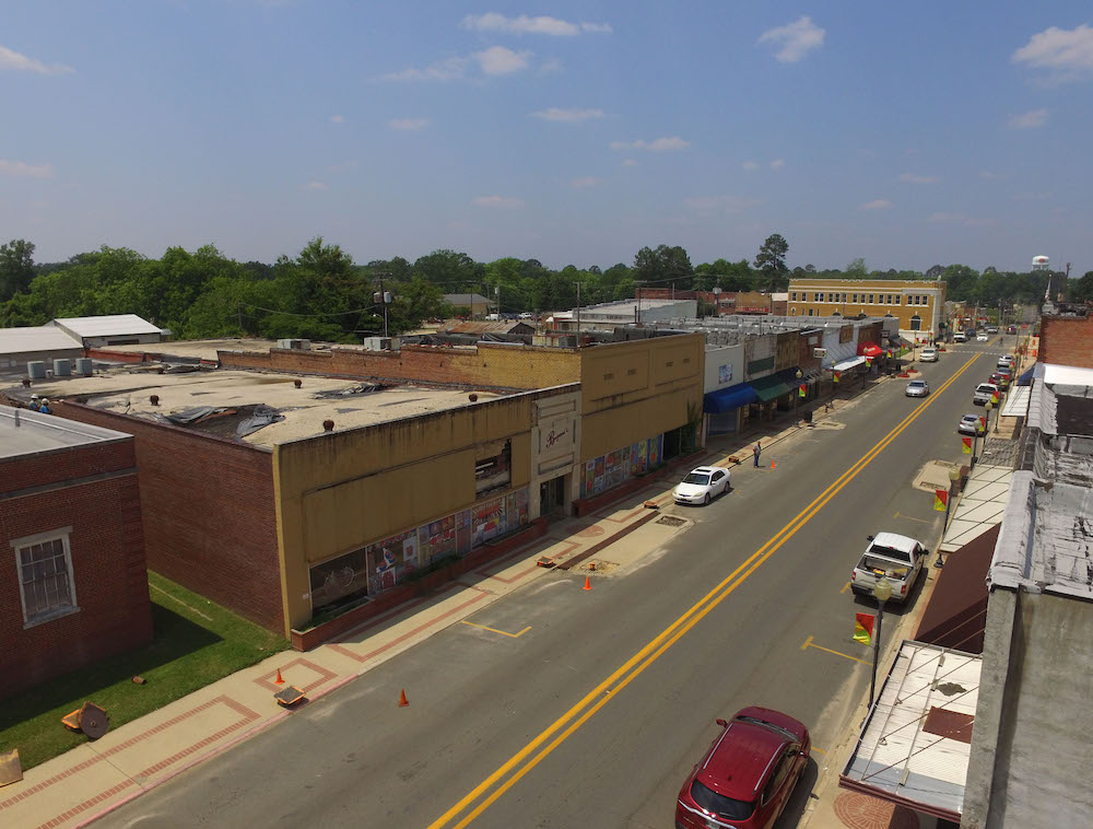 Old Bryant’s Furniture building demolition to start Tuesday morning; preparations already underway