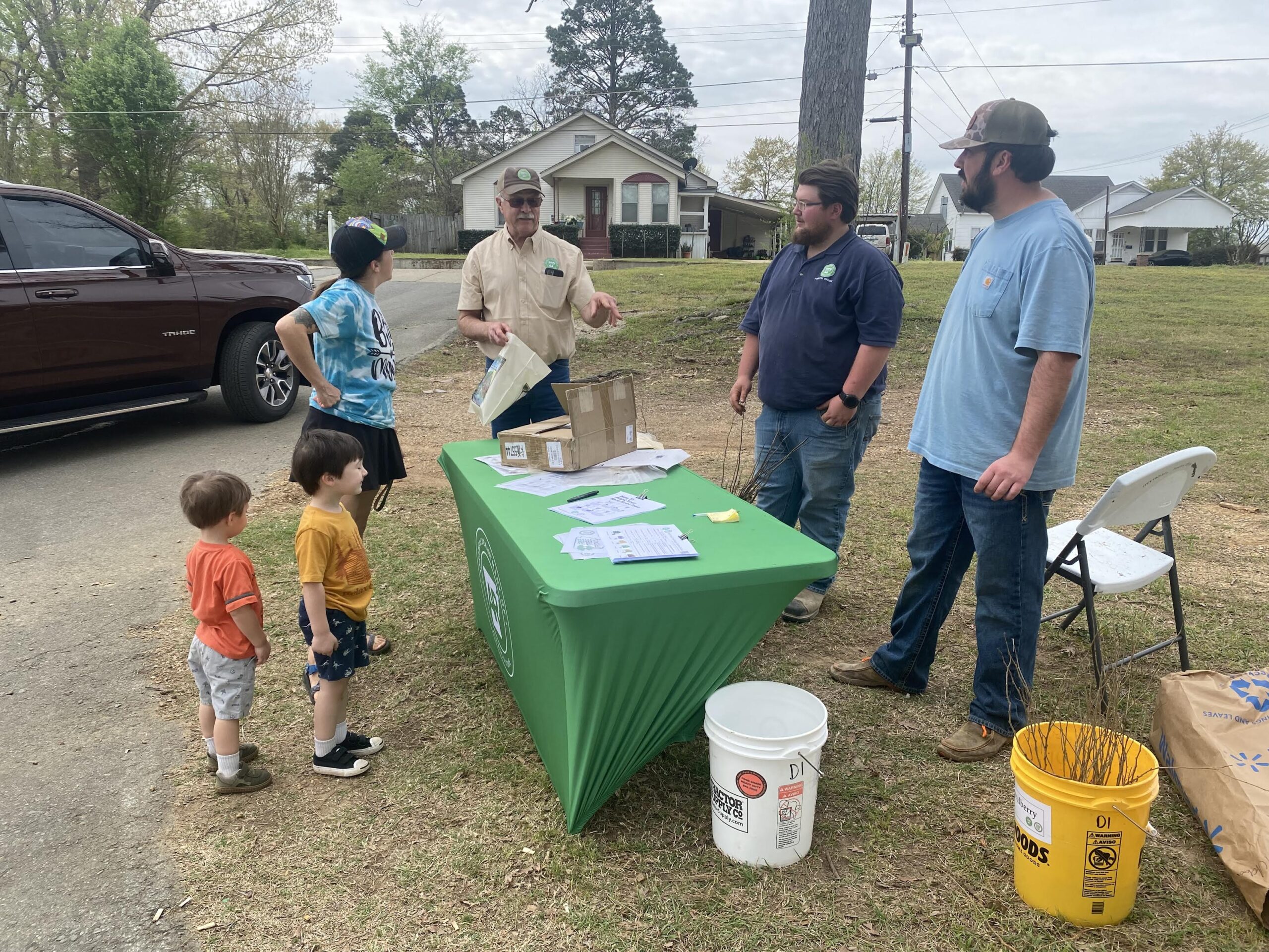 Arkansas Department of Agriculture Distributes Over 15,000 Tree Seedlings