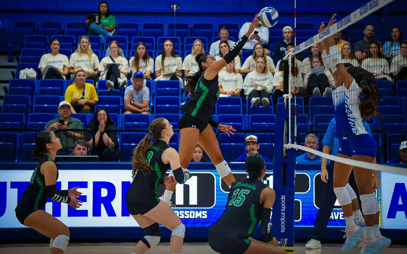 UAM Volleyball Drops Season Opener to Texas A&M-Kingsville