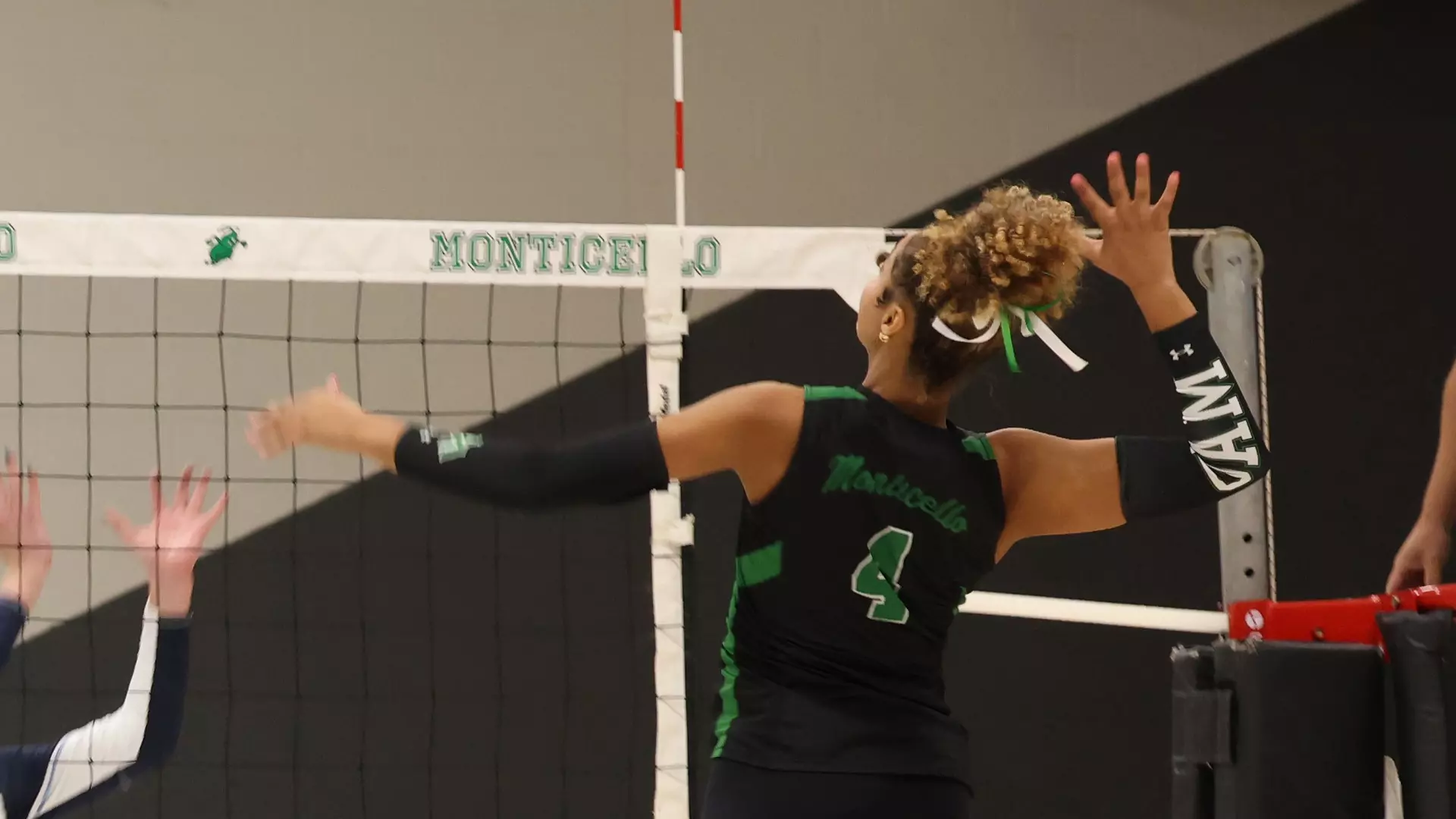Weevils Fall in Three Sets to Missouri-St. Louis